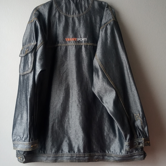 TRUST SPORTS COLLECTION JACKET - Picture 10 of 14